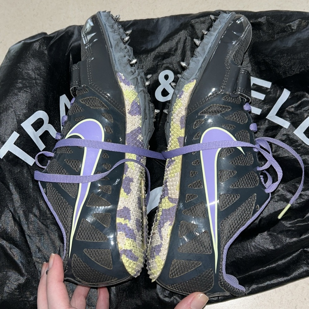 Nike Track Spikes - Picture 2 of 5
